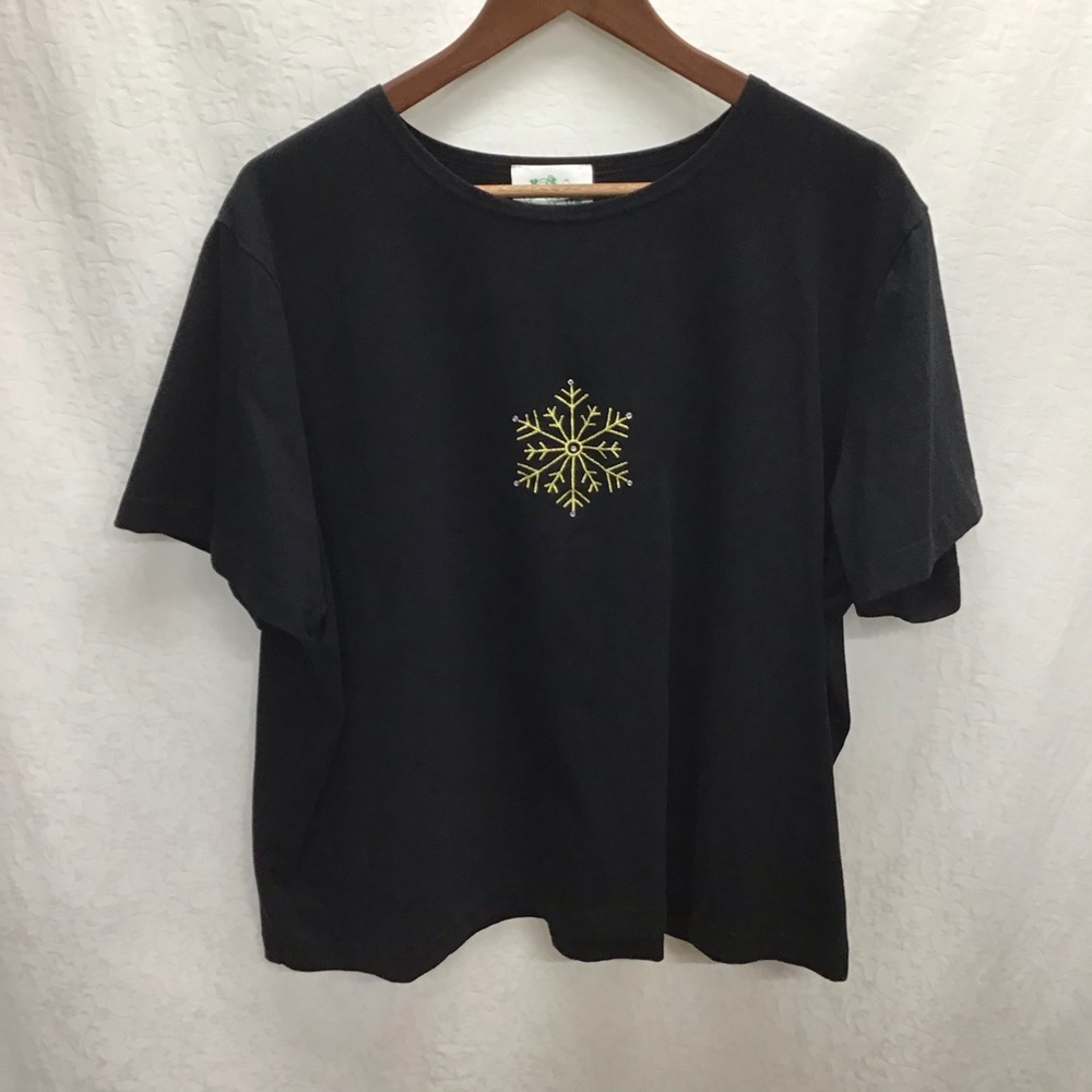 The Quacker Factory black t-shirt with gold snowflake.  2X
